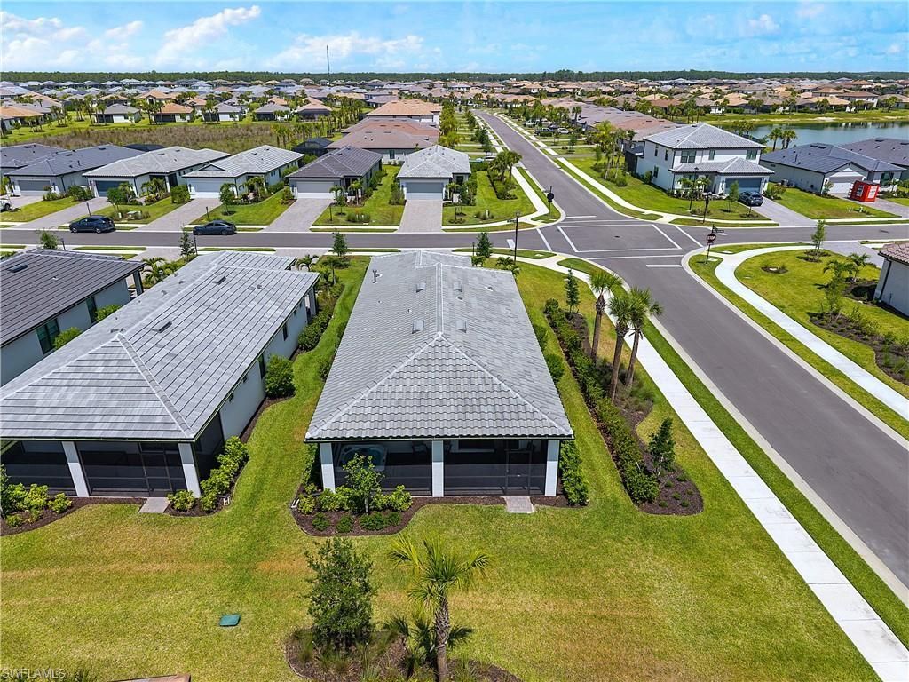 20549 Pebble Glen Dr, Estero, FL 33928 Photo