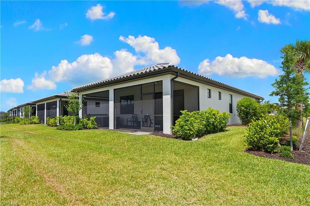 20549 Pebble Glen Dr, Estero, FL 33928 Photo