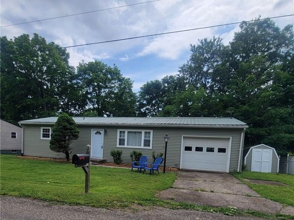 185 Belavista Drive , Marietta, OH 45750