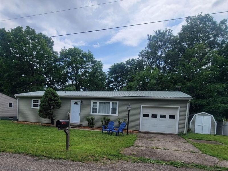185 Belavista Drive, Marietta, OH 45750 Photo 1