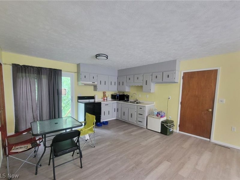 185 Belavista Drive, Marietta, OH 45750 Photo 10