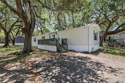 545 Eden Ave.  photo 4