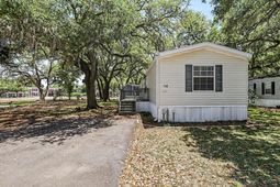 545 Eden Ave.  photo 4