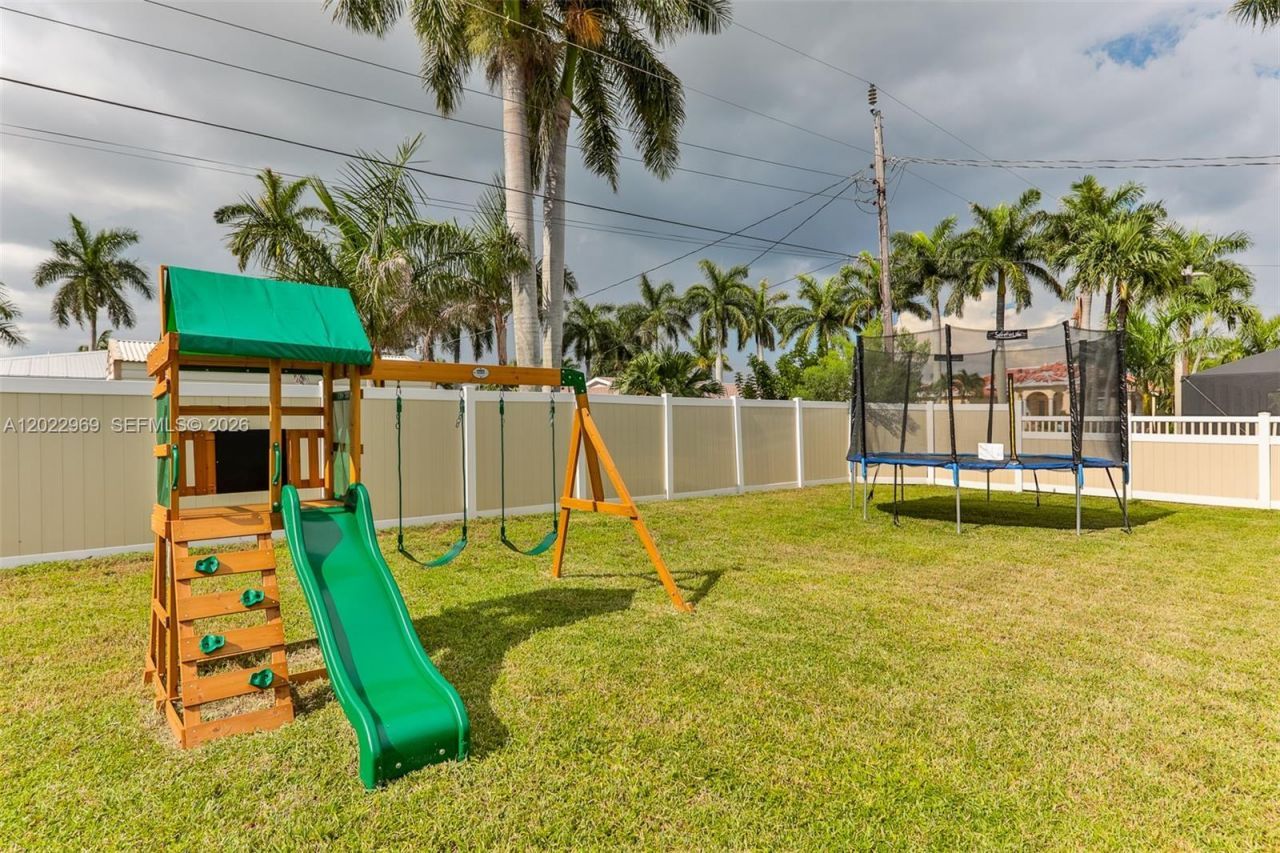 Please Call For Address, Cape Coral, FL 33904 Photo