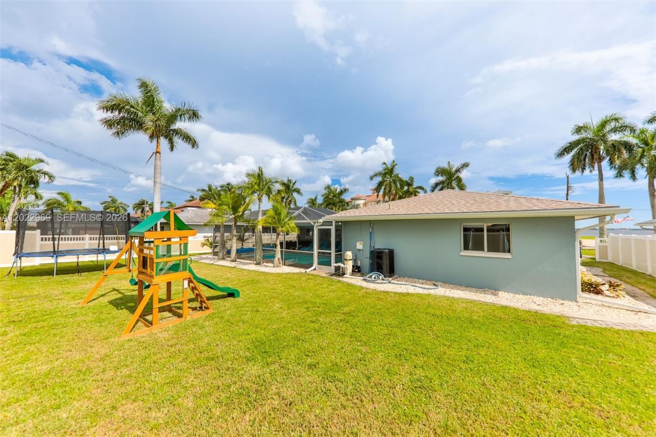 Please Call For Address, Cape Coral, FL 33904 Photo