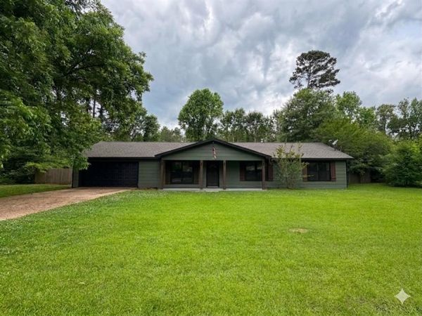 8942 Dakota Huse Lane , Greenwood, LA 71033