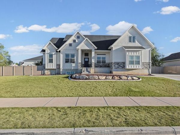 6471 W NEWTON FARM DR, West Valley City, UT 84128