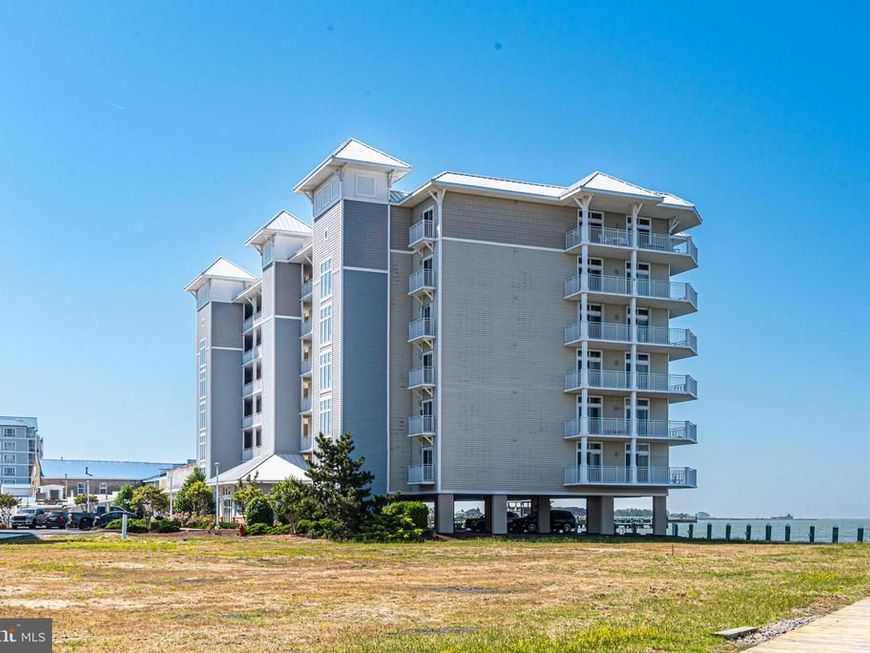 103 Williams Street, Unit 417, Crisfield, MD 21817 Main Photo