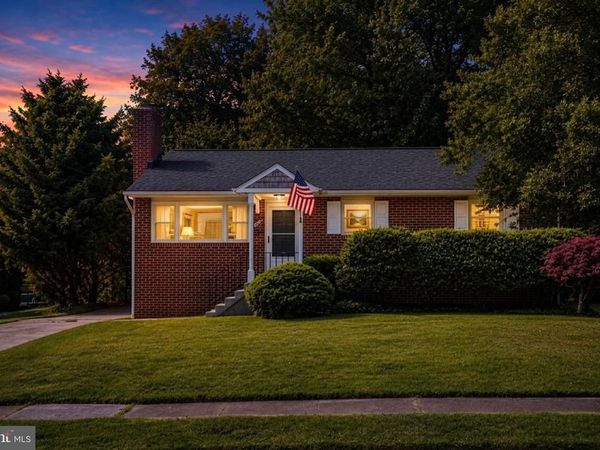 735 WARREN DRIVE, ANNAPOLIS, MD 21403