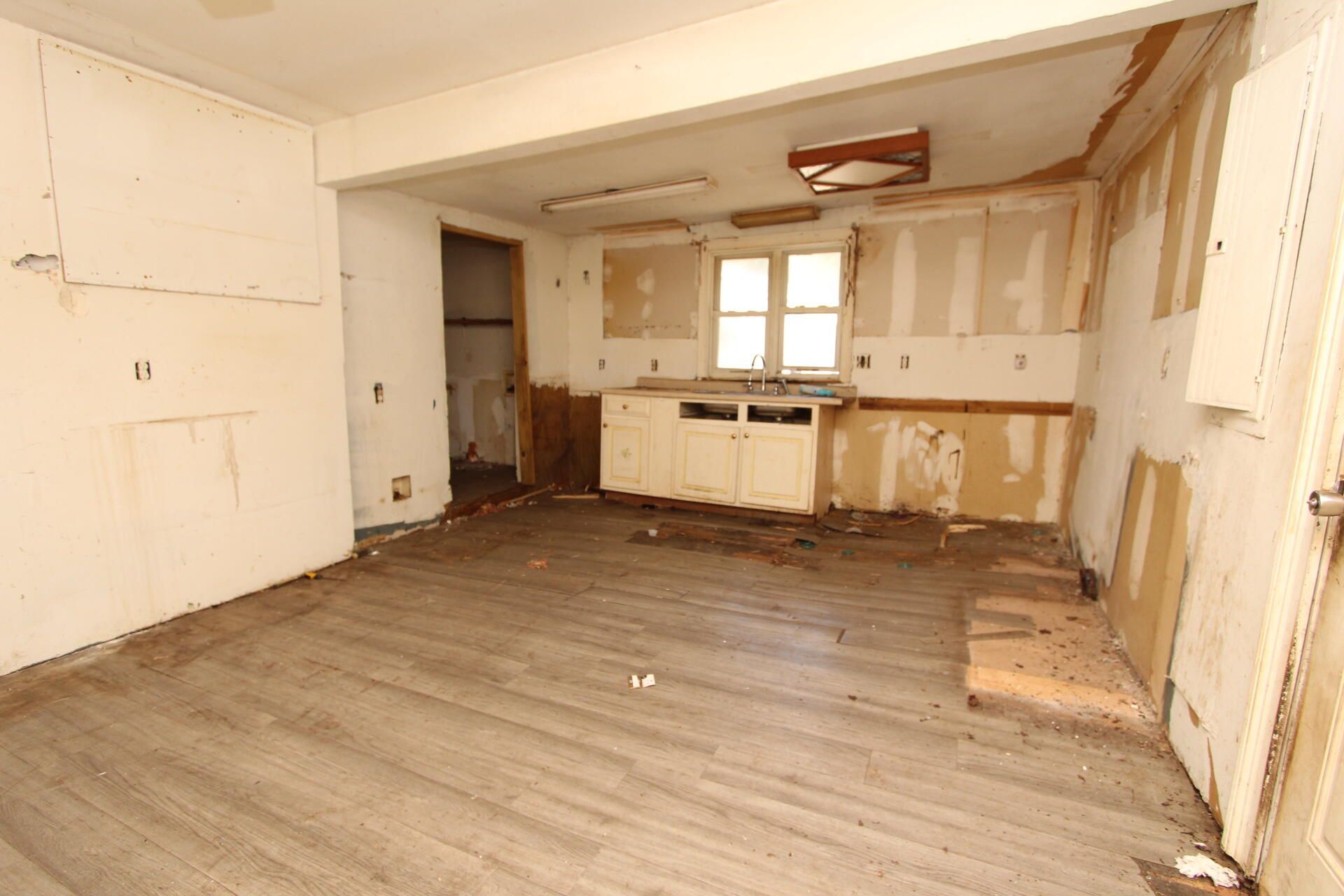 2951 Blackfish Road Photo 5