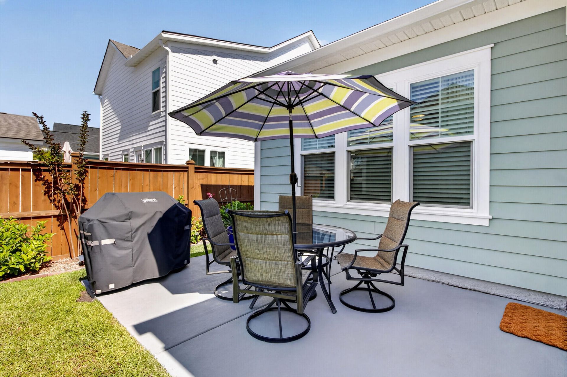 691 Blueway Avenue Photo 28
