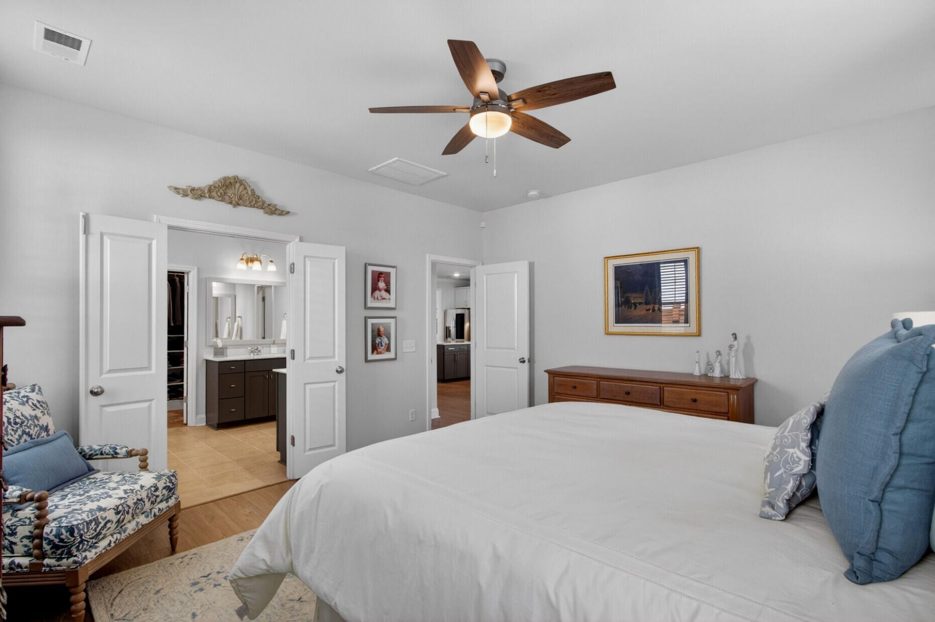 691 Blueway Avenue Photo 33