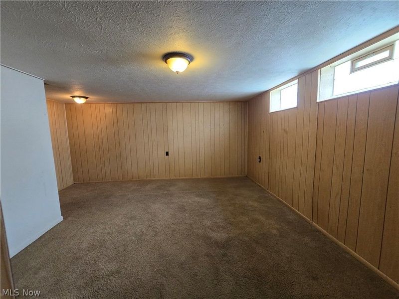 16200 Edgewood Court, Maple Heights, OH 44137 Photo 9