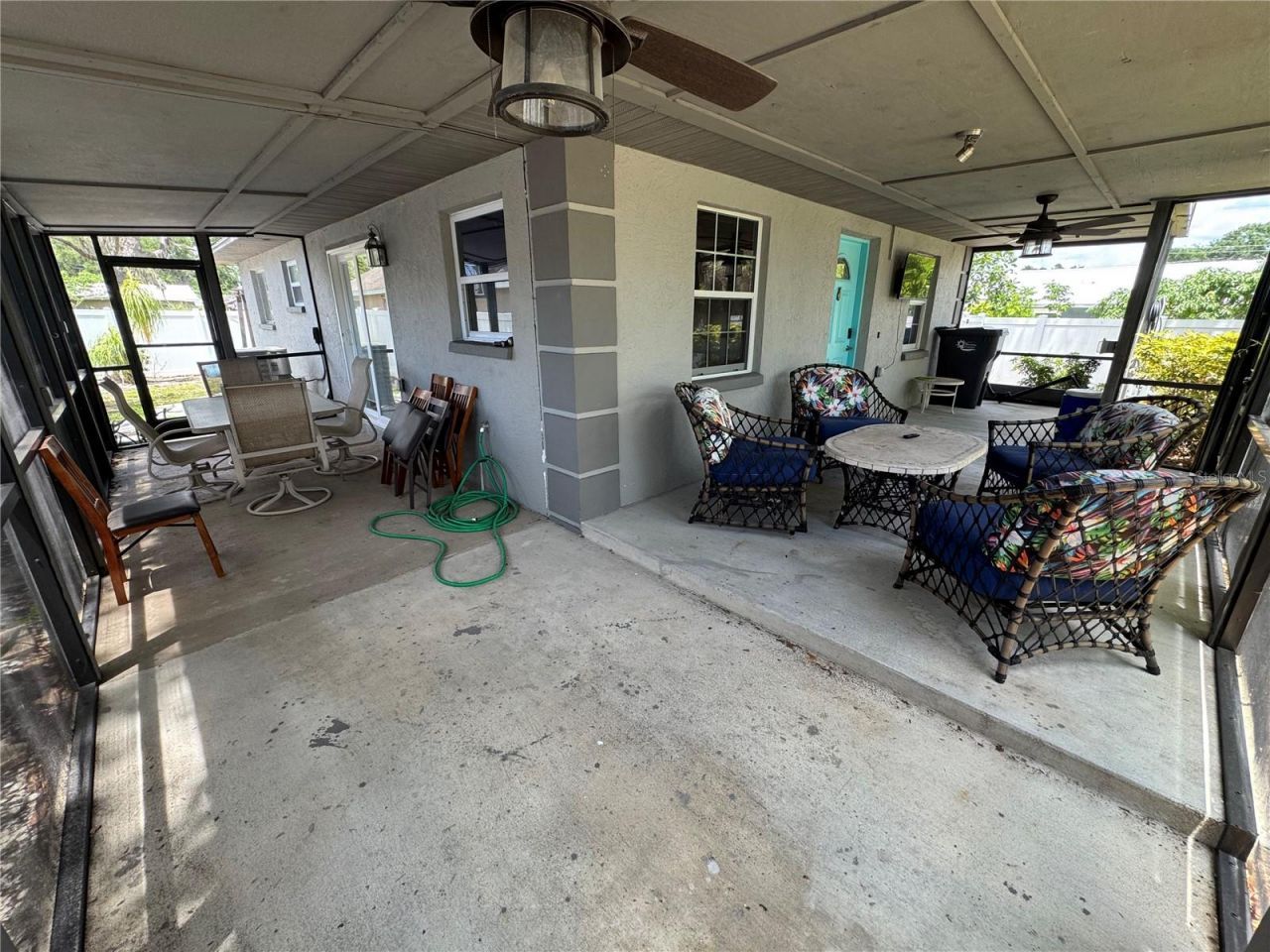 2751 72nd Avenue Drive E, Sarasota, FL 34243 Photo