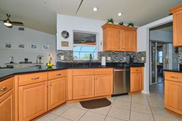 844 NE 6th Avenue, Cape Coral, FL 33909 Photo