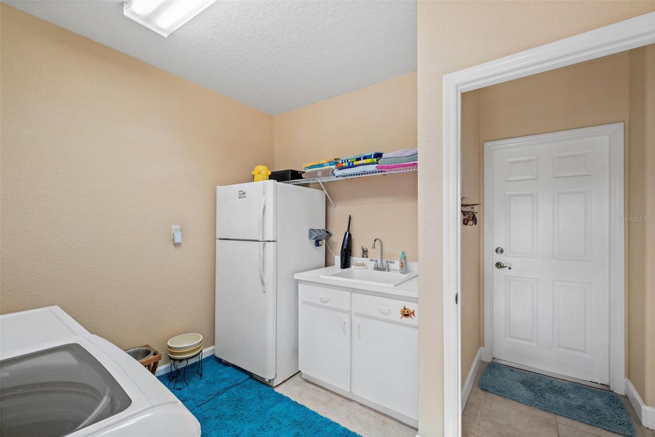 2970 N Tropical Trail, Merritt Island, FL 32953 Photo