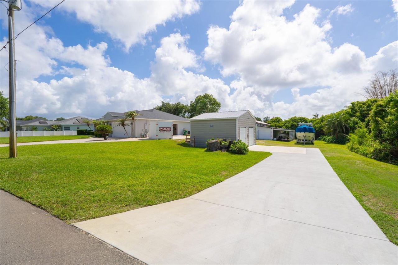 2970 N Tropical Trail, Merritt Island, FL 32953 Photo