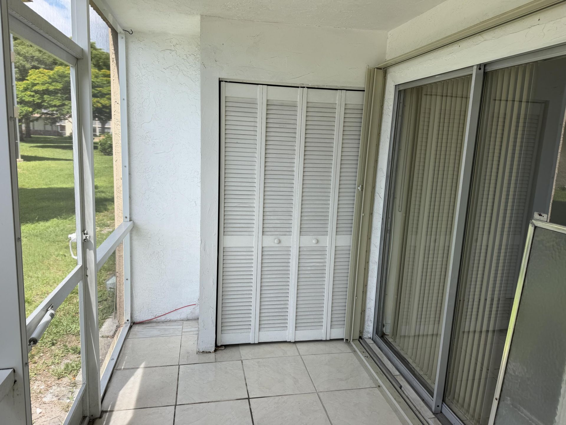 700 Village Green Court, Unit 101, Palm Springs, FL 33461 Photo