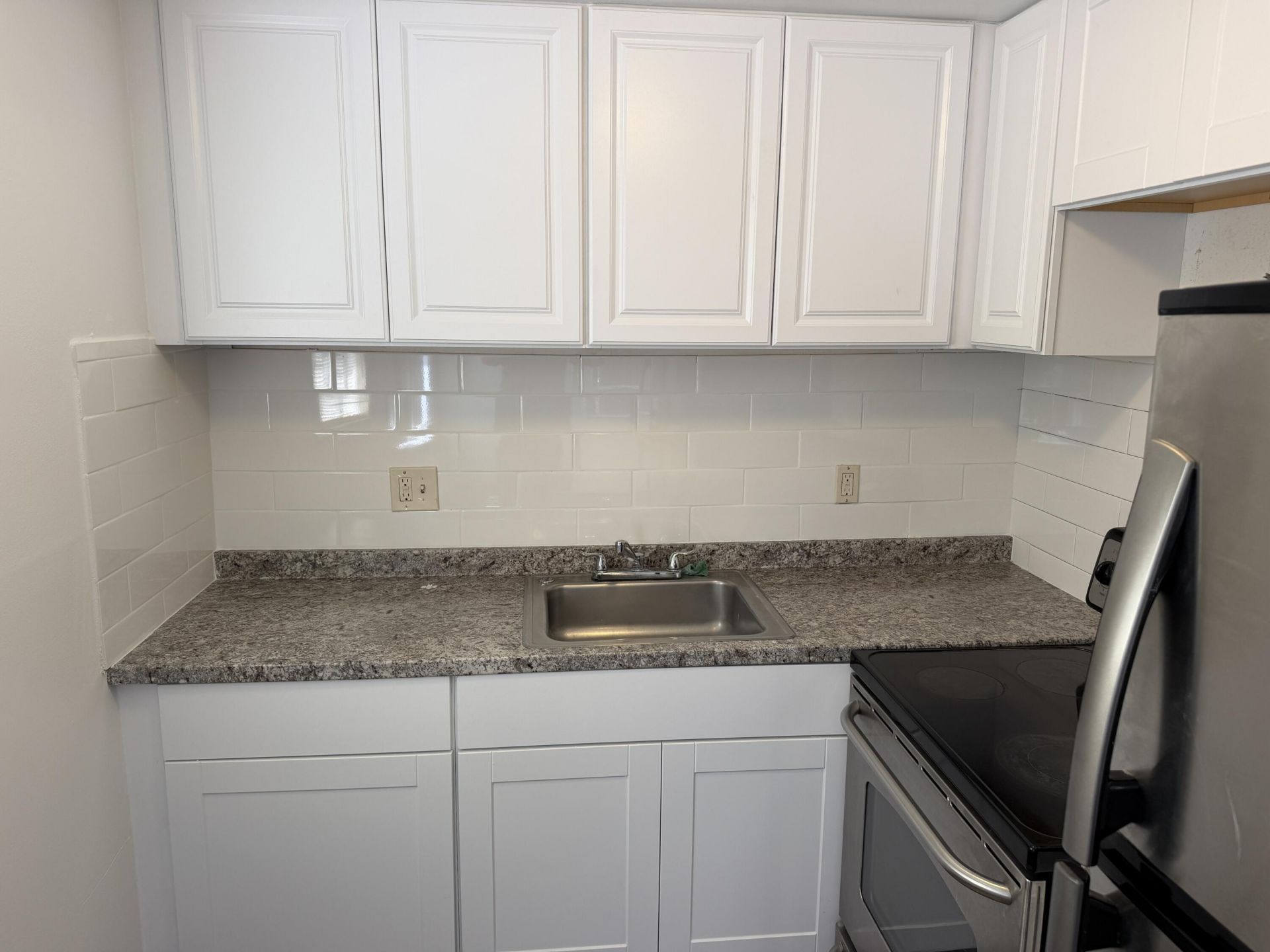 700 Village Green Court, Unit 101, Palm Springs, FL 33461 Photo