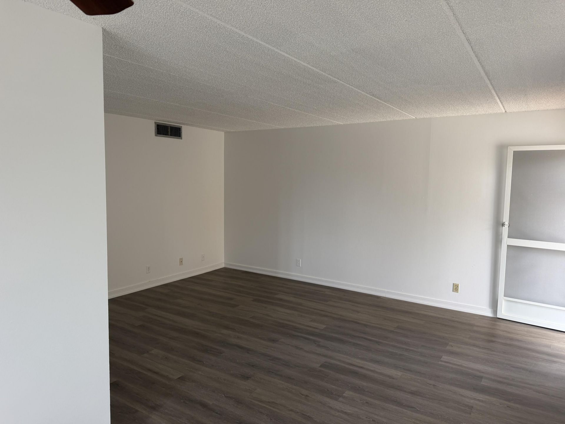 700 Village Green Court, Unit 101, Palm Springs, FL 33461 Photo