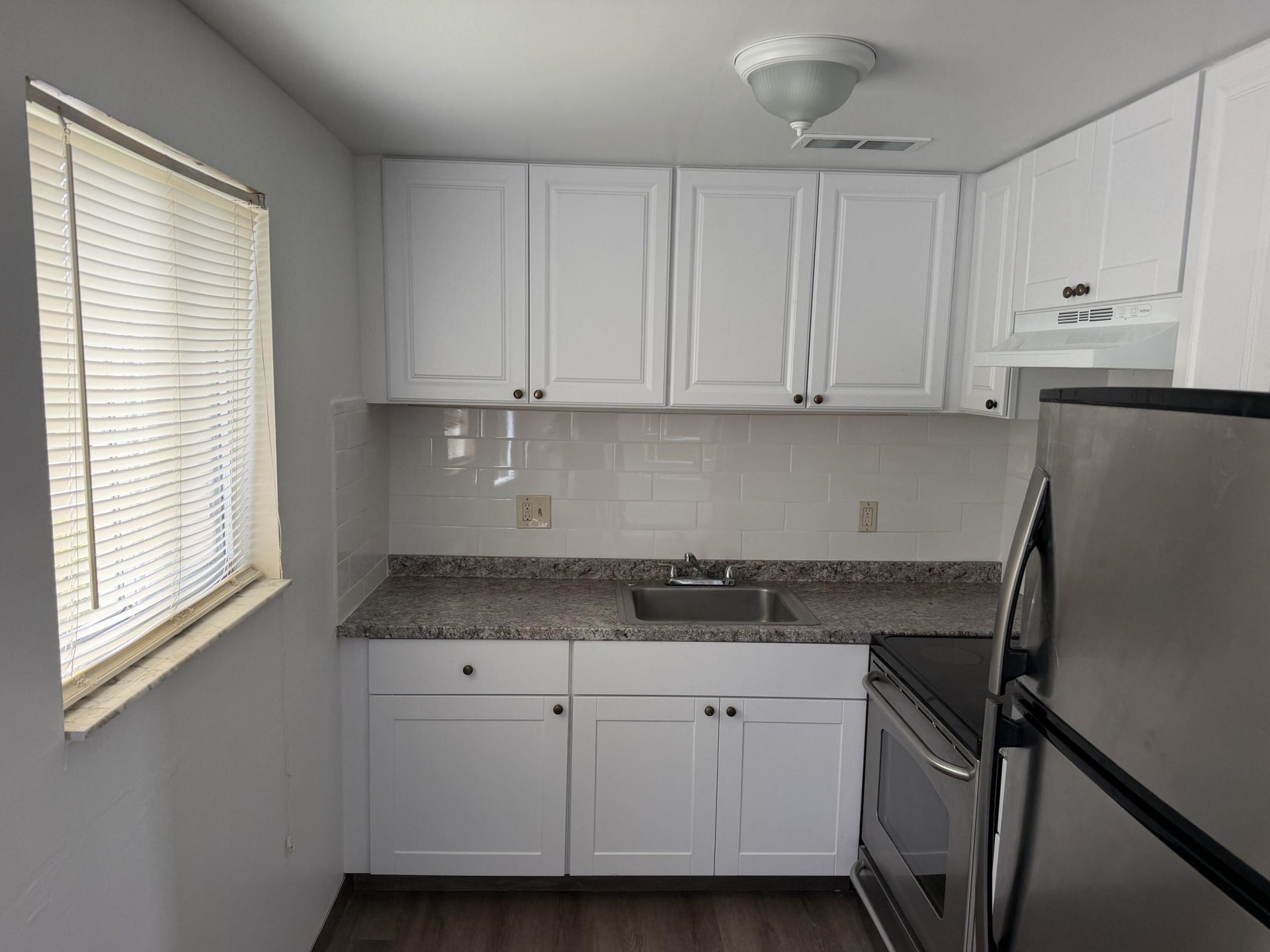700 Village Green Court, Unit 101, Palm Springs, FL 33461 Photo
