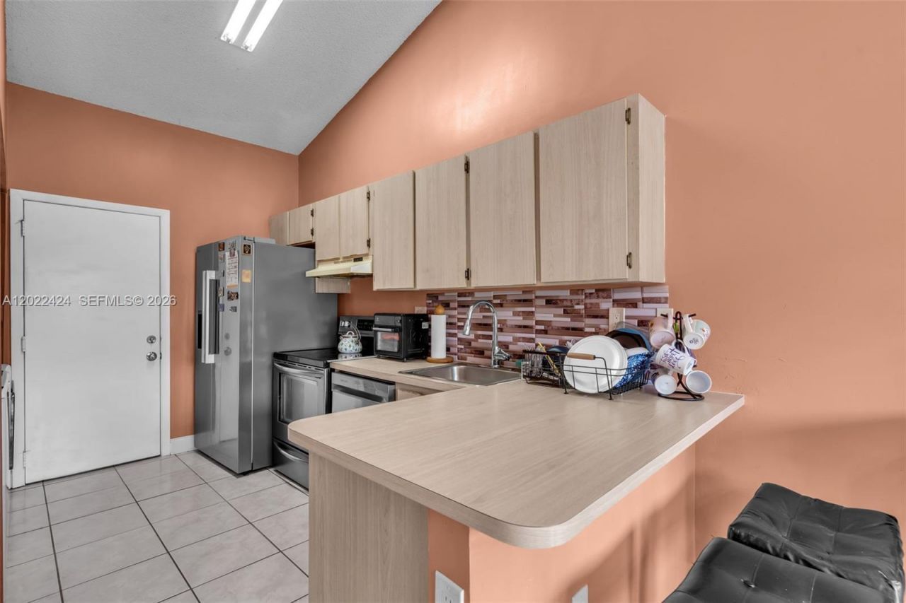 20370 NW 32nd Ave , Miami Gardens, FL 33056 Photo