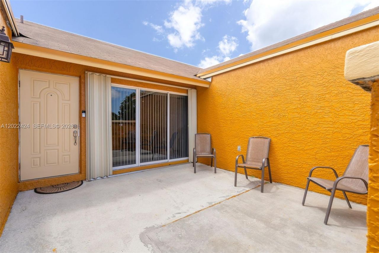 20370 NW 32nd Ave , Miami Gardens, FL 33056 Photo