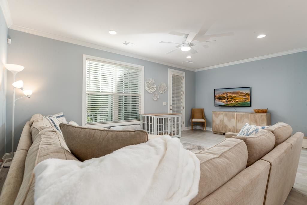 2406 Kings Bay Dr.  Photo 11