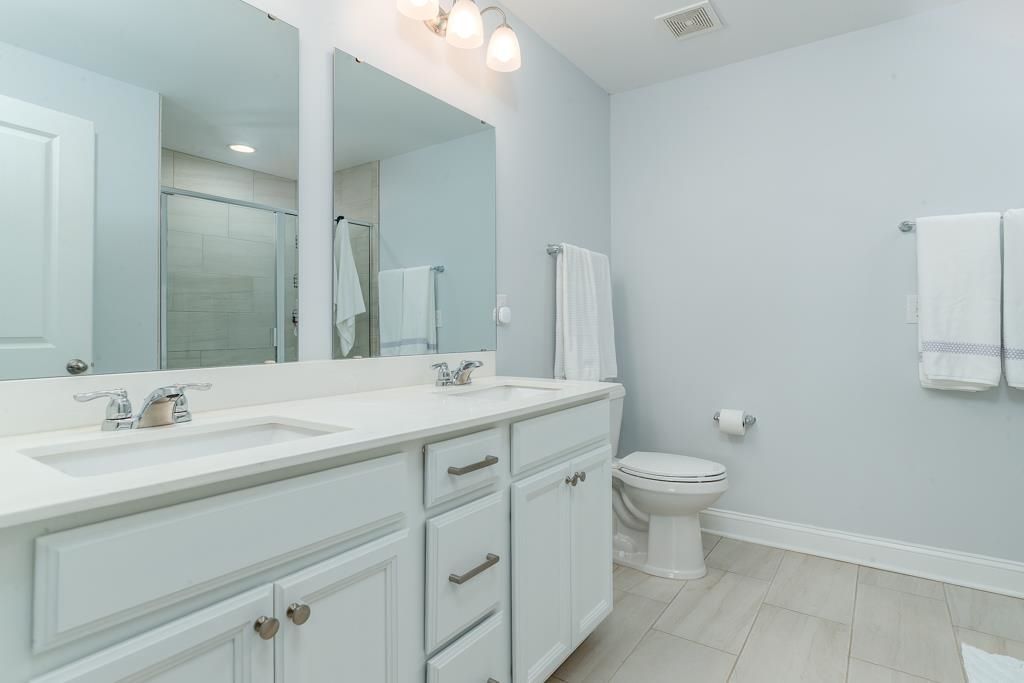 2406 Kings Bay Dr.  Photo 15