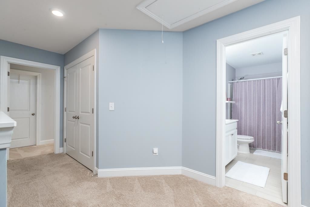 2406 Kings Bay Dr.  Photo 23