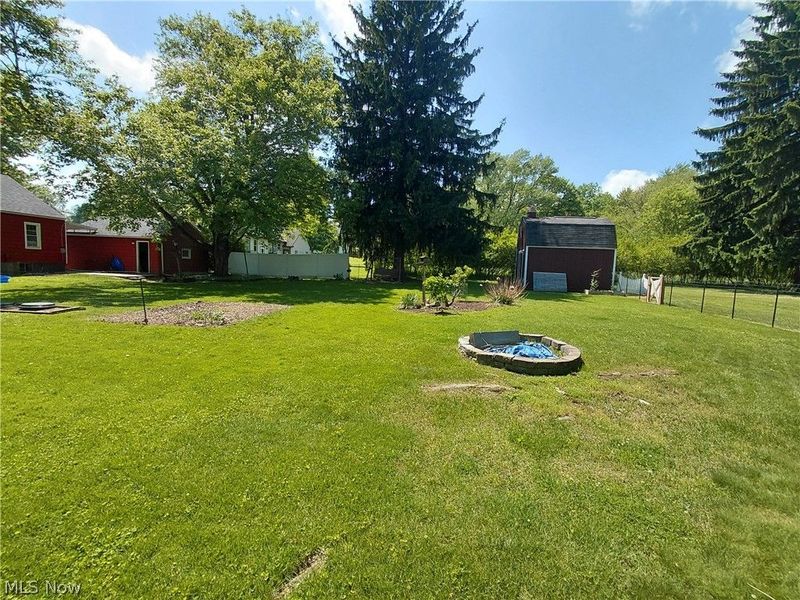 7489 Van Ness Avenue, Hubbard, OH 44425 Photo 10
