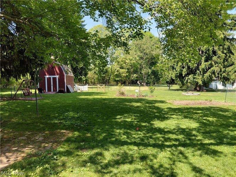 7489 Van Ness Avenue, Hubbard, OH 44425 Photo 12