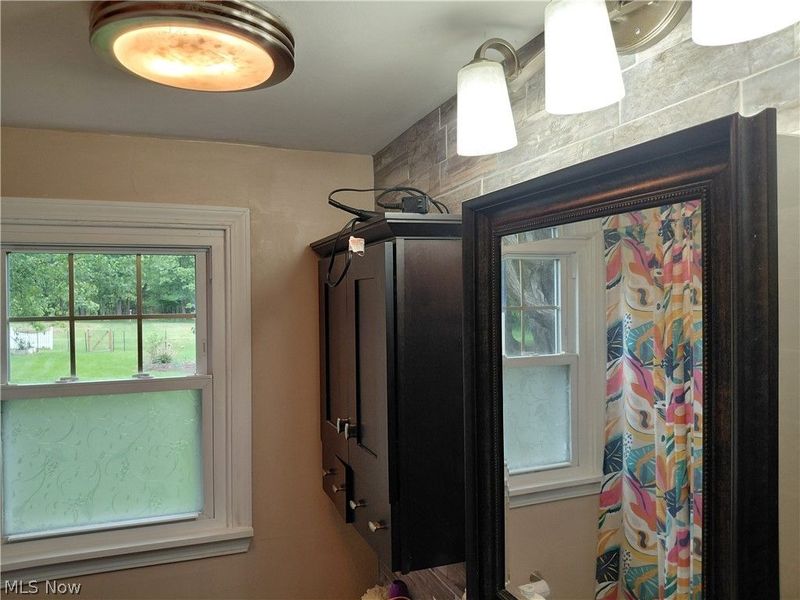 7489 Van Ness Avenue, Hubbard, OH 44425 Photo 13