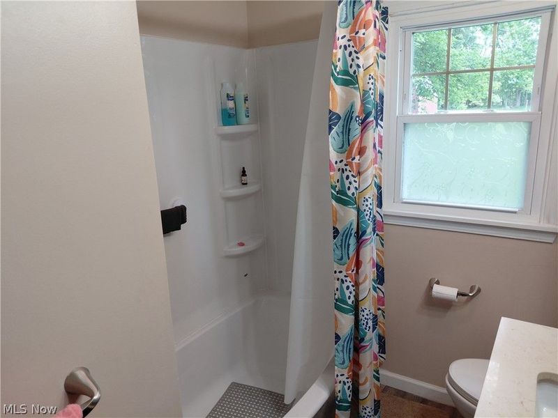 7489 Van Ness Avenue, Hubbard, OH 44425 Photo 18
