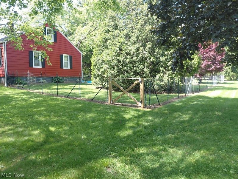 7489 Van Ness Avenue, Hubbard, OH 44425 Photo 7