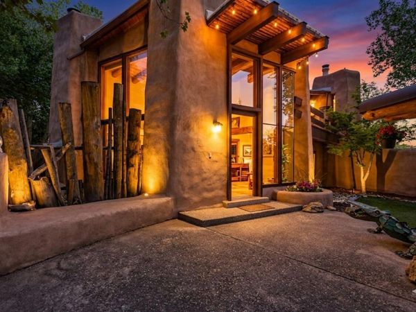 3232 Don Quixote Drive NW, Albuquerque, NM 87104