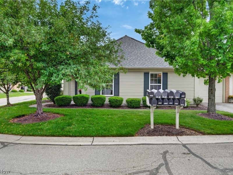 3179 Orchard Way, Westlake, OH 44145 Photo 2