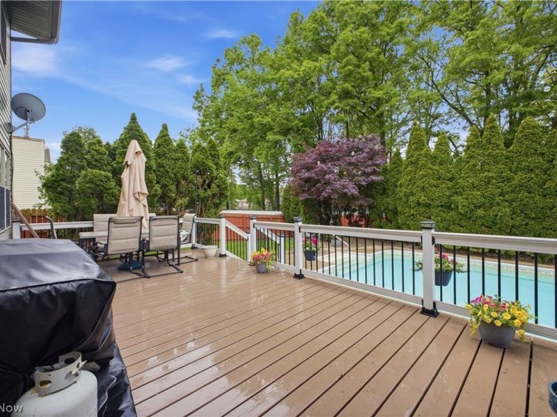 1208 Cedarwood Drive, Mineral Ridge, OH 44440 Photo 10