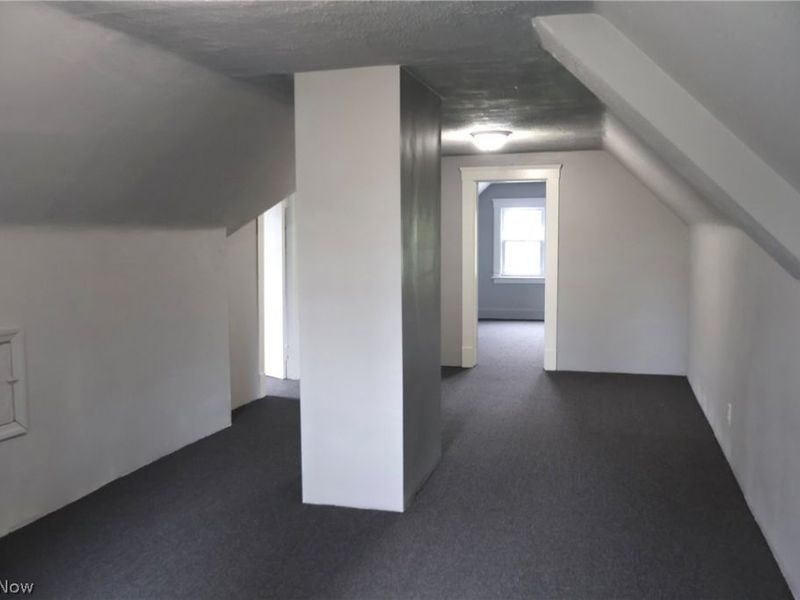 13302 Beachwood Avenue, Cleveland, OH 44105 Photo 23