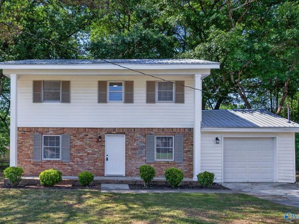 3611 NW Cedarhill Avenue, Huntsville, AL 35810