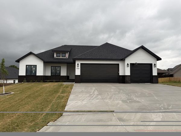 230 Hamilton Street , Rogersville, MO 65742