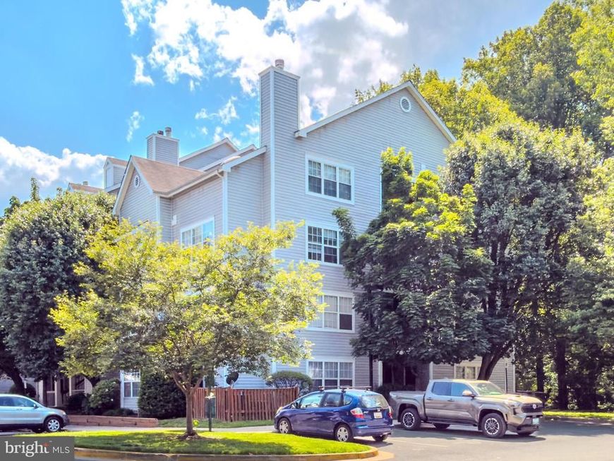 18520 Boysenberry Drive, Unit 166, Gaithersburg, MD 20879 Main Photo