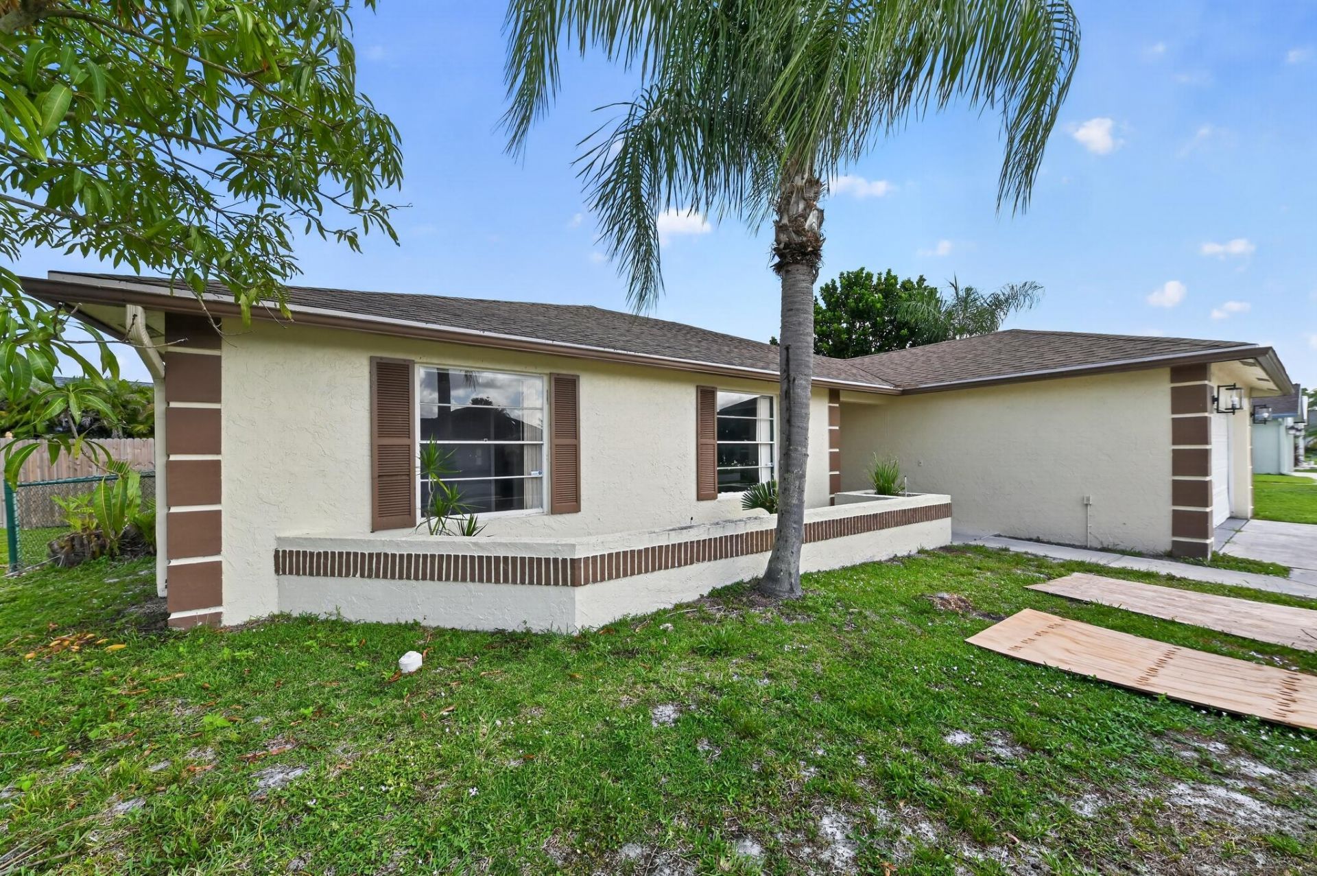 8421 Winnipesaukee Way, Lake Worth, FL 33467 Photo