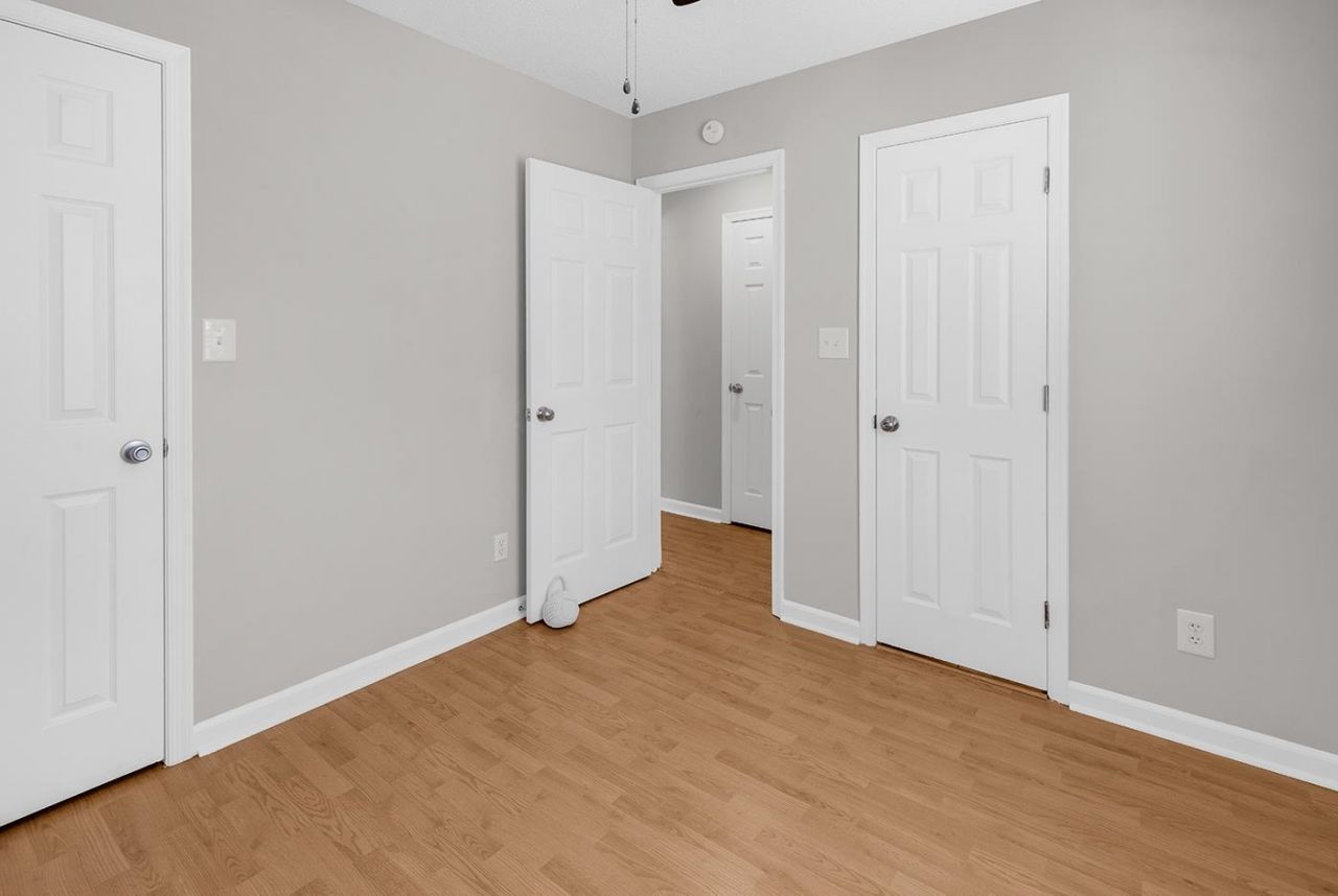 312 Lyons Cove Dr.  Photo 12