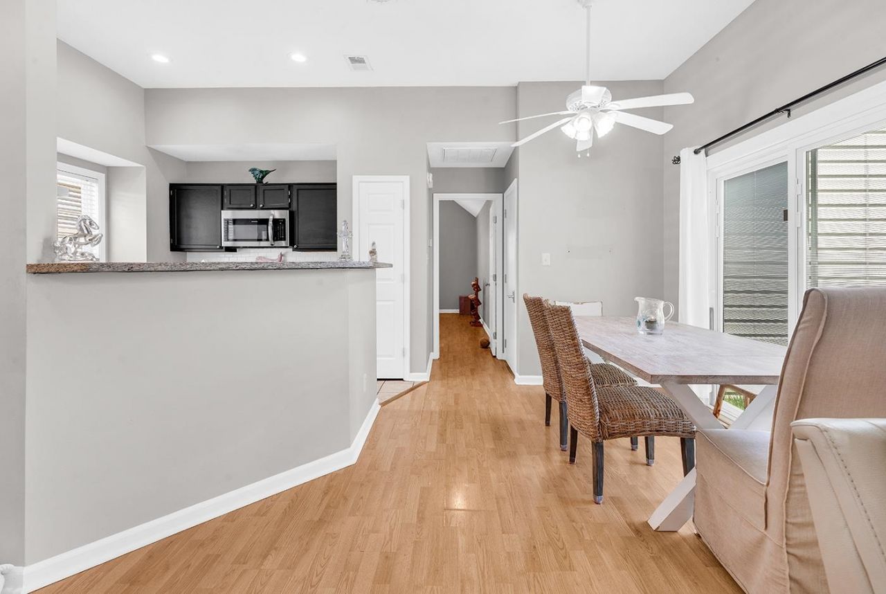 312 Lyons Cove Dr.  Photo 14