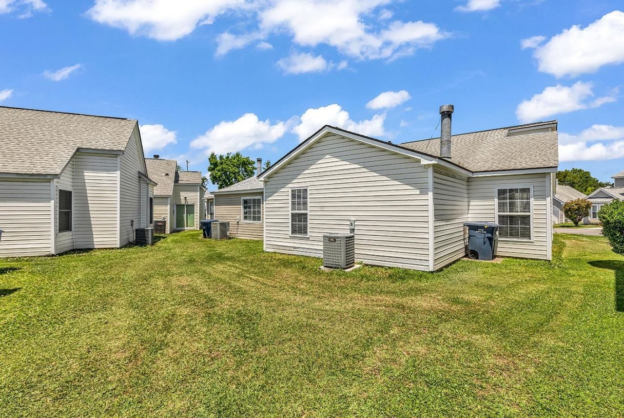 312 Lyons Cove Dr.  Photo 30