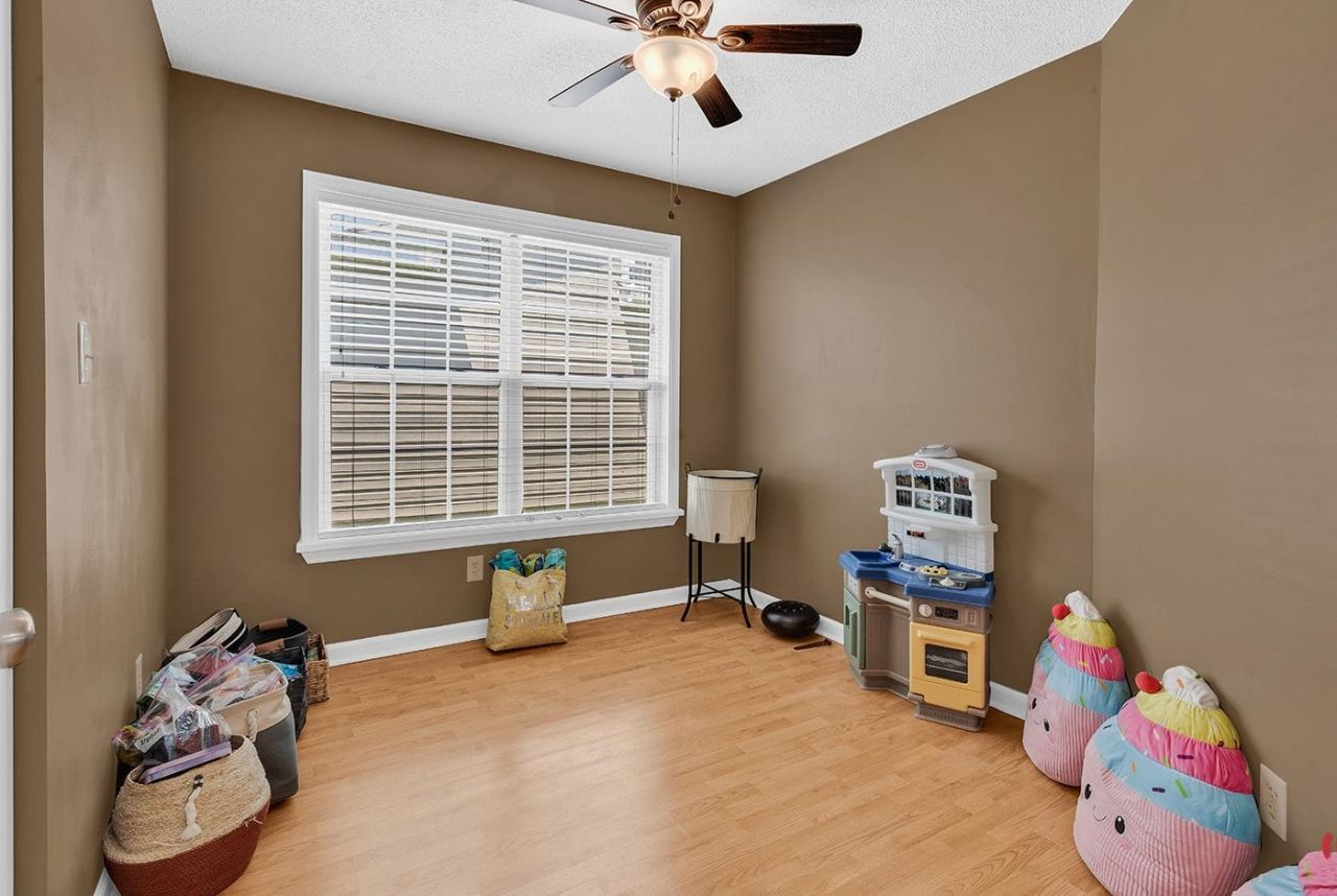 312 Lyons Cove Dr.  Photo 7