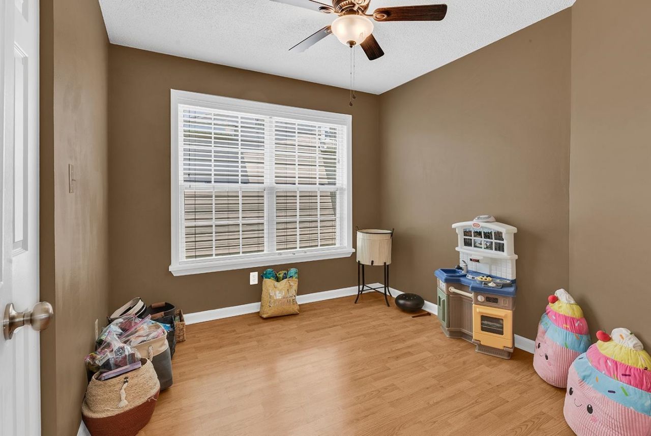 312 Lyons Cove Dr.  Photo 8