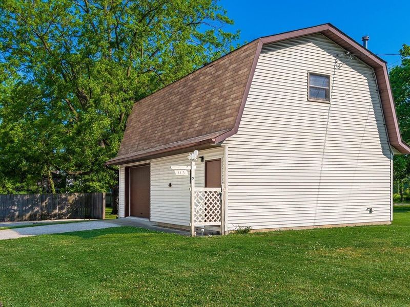 113 E 2nd Street, Hebron, OH 43025 Photo 5
