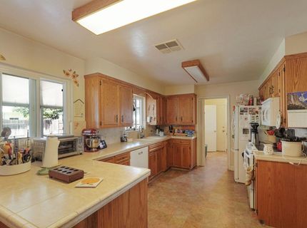 819 Sylvia Dr, Lodi, CA 95240 Photo